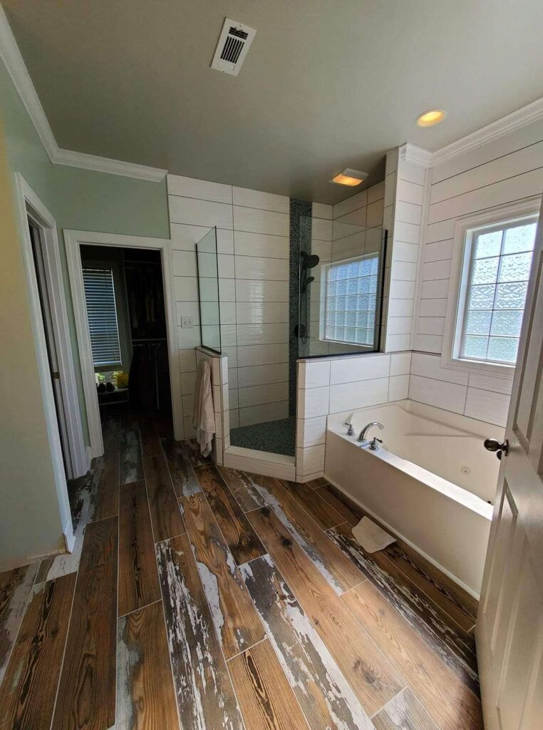 very old bathroom before a remodel