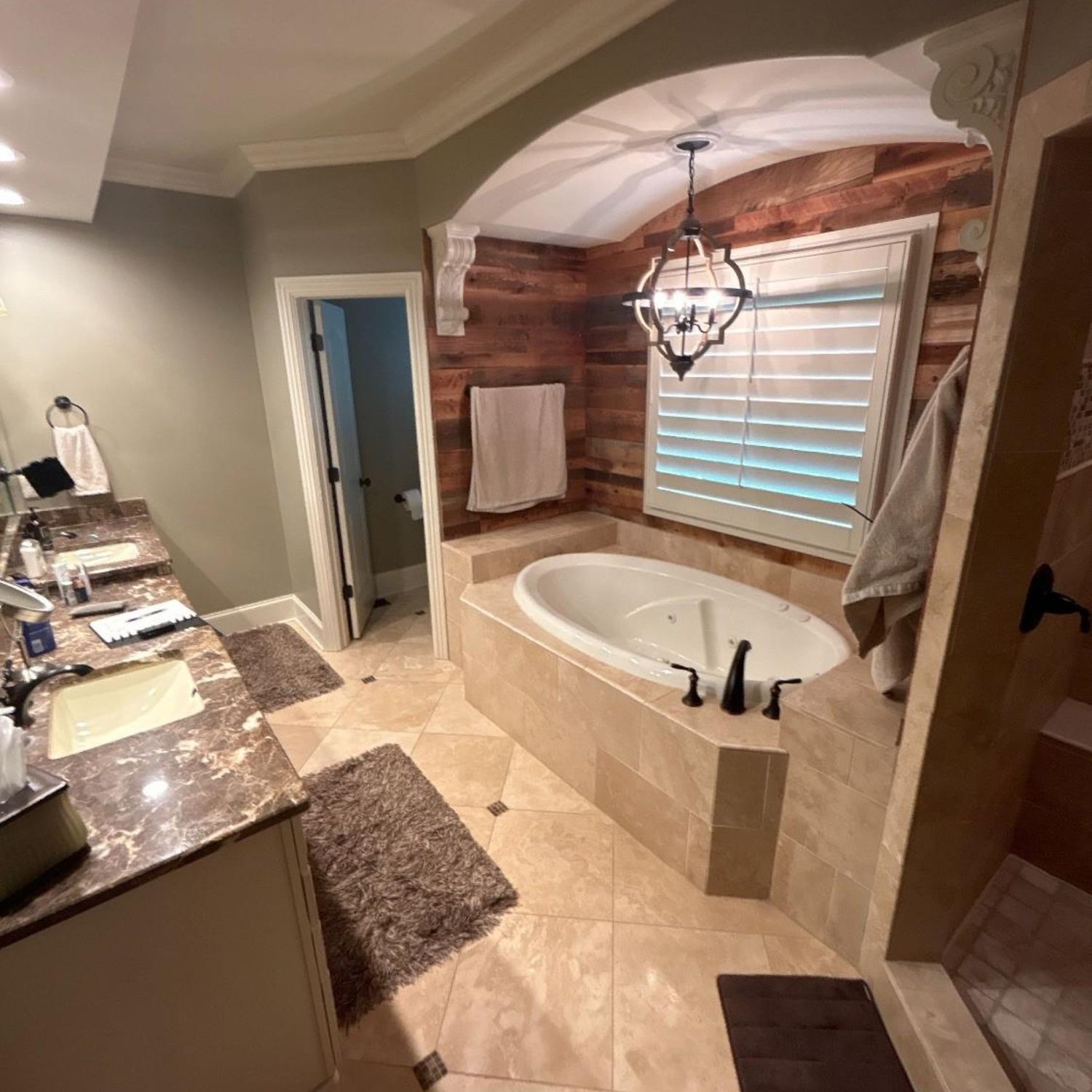 outdated bathroom before remodel